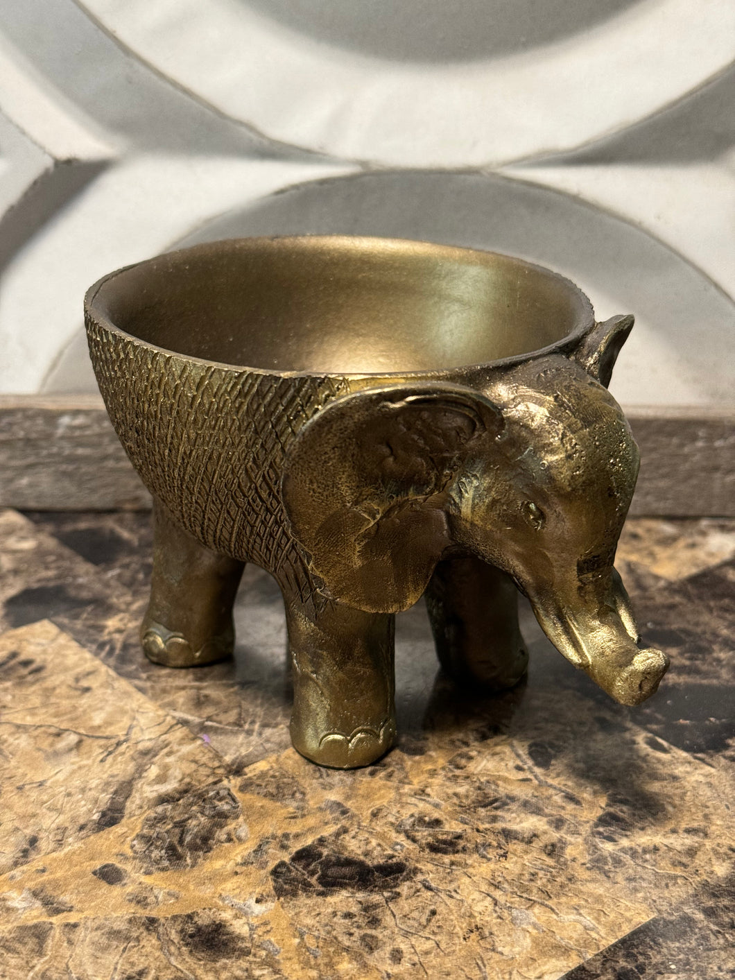 Elephant candle holder